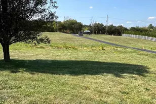 1155 Gravel Pike, Green Lane, PA 18054 - Photo 17