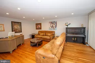 2556 Kirk Dr, Huntingdon Valley, PA 19006 - Photo 5