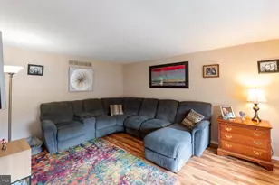 45 Iroquois Dr, Royersford, PA 19468 - Photo 7