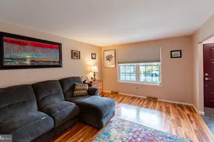 45 Iroquois Dr, Royersford, PA 19468 - Photo 9