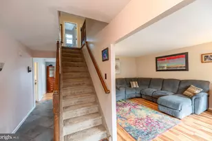 45 Iroquois Dr, Royersford, PA 19468 - Photo 5