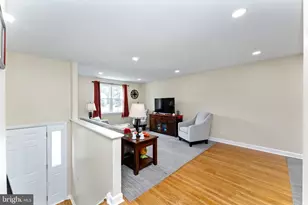 106 Hawthorne Dr, North Wales, PA 19454 - Photo 7