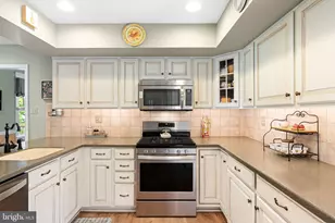 535 Olivia Way, Lafayette Hill, PA 19444 - Photo 11