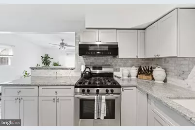 66 Oxford Circle, Norristown, PA 19403 - Photo 7