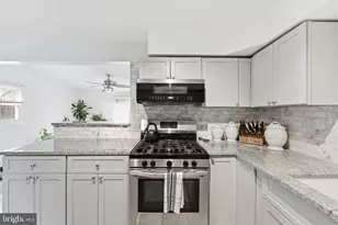 66 Oxford Cir, Norristown, PA 19403 - Photo 7