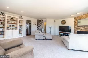 400 Calverton Ct, Harleysville, PA 19438 - Photo 19