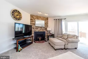 400 Calverton Ct, Harleysville, PA 19438 - Photo 17