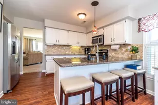 400 Calverton Ct, Harleysville, PA 19438 - Photo 9