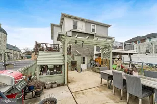 145 Jefferson St, Bridgeport, PA 19405 - Photo 27