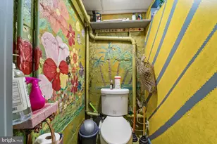 145 Jefferson St, Bridgeport, PA 19405 - Photo 25