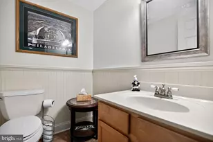 927 Sherman Ave, Huntingdon Valley, PA 19006 - Photo 29