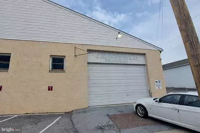 581 W High St #A, Pottstown, PA 19464 - Photo 3