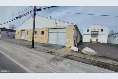 581 W High St #A, Pottstown, PA 19464 - Photo 1