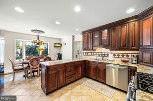 947 Barnswallow Ln, Huntingdon Valley, PA 19006 - Photo 23