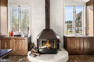 947 Barnswallow Ln, Huntingdon Valley, PA 19006 - Photo 27