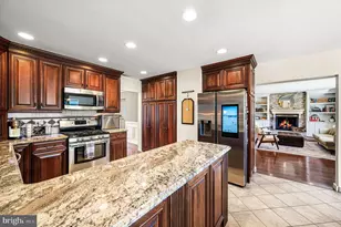 947 Barnswallow Ln, Huntingdon Valley, PA 19006 - Photo 21