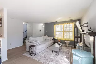 41 Bark Hollow Ln, Horsham, PA 19044 - Photo 5