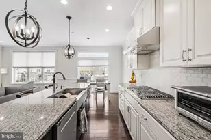 222 Ella Ln, Conshohocken, PA 19428 - Photo 5