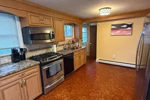 346 W King St, Pottstown, PA 19464 - Photo 5