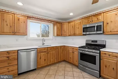 416 Stuart Lane, Ambler, PA 19002 - Photo 9