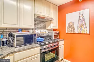 504 Dresher Woods Dr, Dresher, PA 19025 - Photo 17