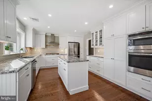 1721 Sherwood Cir, Villanova, PA 19085 - Photo 9