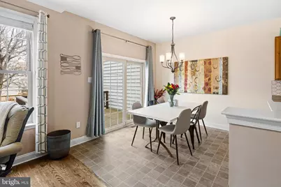 208 Clubhouse Court, Conshohocken, PA 19428 - Photo 5