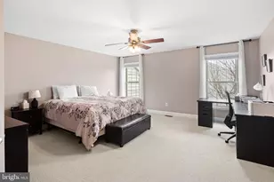 208 Clubhouse Ct, Conshohocken, PA 19428 - Photo 17