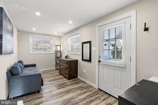 105 N Trooper Rd, Norristown, PA 19403 - Photo 19