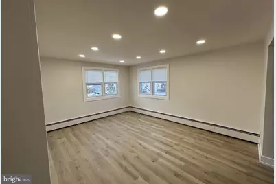 2259 Hamilton Avenue, Willow Grove, PA 19090 - Photo 5