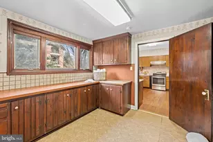 111 E Montgomery Ave, Ardmore, PA 19003 - Photo 27