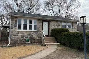 462 Clearview St, Pottstown, PA 19464 - Photo 1