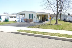 642 Butternut Ct, Red Hill, PA 18076 - Photo 3