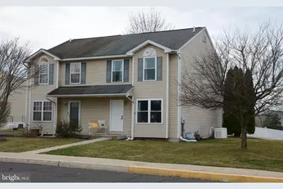 603 Honeysuckle Way, Pennsburg, PA 18073 - Photo 1