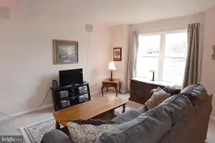 603 Honeysuckle Way, Pennsburg, PA 18073 - Photo 7