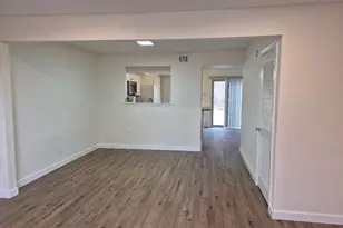 401 Woodside Cir, Dresher, PA 19025 - Photo 7