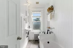 944 E High St, Pottstown, PA 19464 - Photo 31