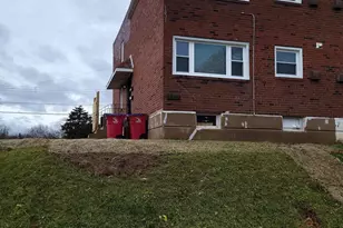 1331 Astor St, Norristown, PA 19401 - Photo 3