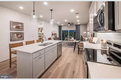 453 Washington Street #103 CANNON, Conshohocken, PA 19428 - Photo 3