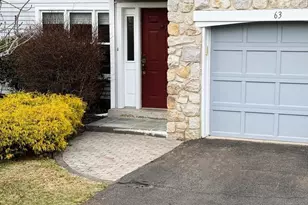 63 Harlow Cir, Ambler, PA 19002 - Photo 3