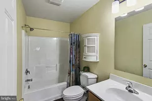 105 W Harmony, Pottstown, PA 19464 - Photo 11