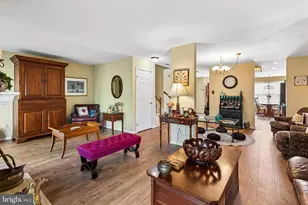 19 Victoria Cir, Collegeville, PA 19426 - Photo 9