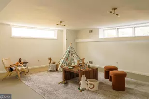 7913 Louise Ln, Glenside, PA 19038 - Photo 3