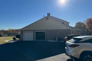 1305 Hawthorne Ln, Fort Washington, PA 19034 - Photo 3