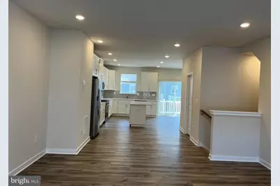 37 East Front Street, Bridgeport, PA 19405 - Photo 15