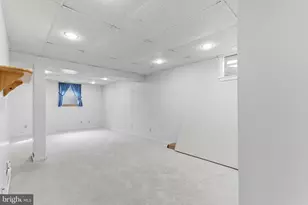 411 Dartmoor Rd, Schwenksville, PA 19473 - Photo 23