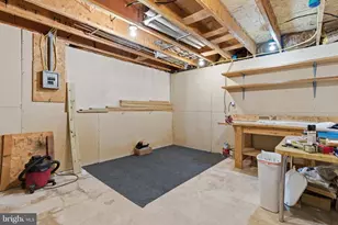 411 Dartmoor Rd, Schwenksville, PA 19473 - Photo 33