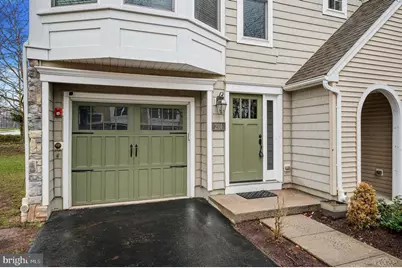 201 Cobblestone Drive, Ardmore, PA 19003 - Photo 3