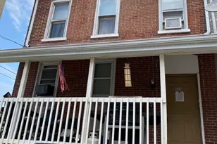 635 Chestnut St, Pottstown, PA 19464 - Photo 1