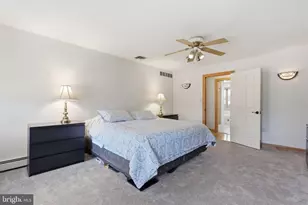 1146 Wheatsheaf Ln, Abington, PA 19001 - Photo 27